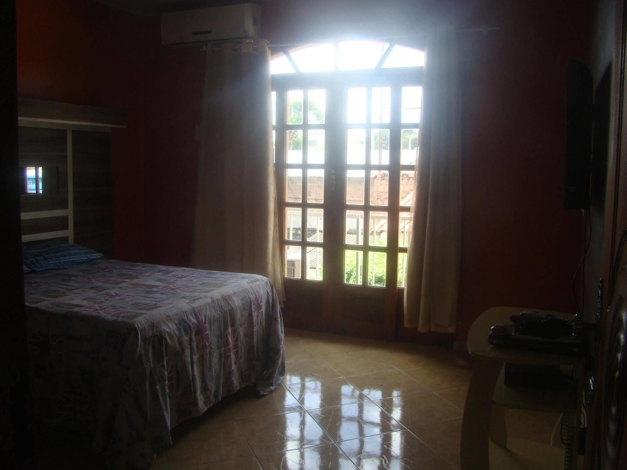Each Hostel Da Amazonia Манаус Екстер'єр фото